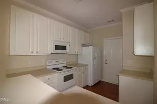 2517 Valley Haven Dr, Raleigh, NC 27603 - Photo 8