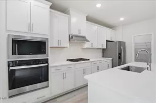 2143 Topsail Rd, Durham, NC 27704 - Photo 10