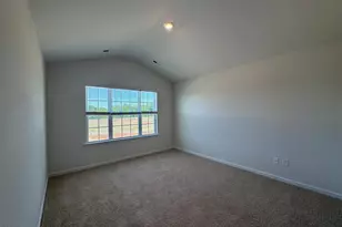 200 Canopy Dr, Graham, NC 27253 - Photo 4