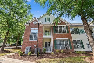 2821 Kudrow Ln, Morrisville, NC 27560 - Photo 2