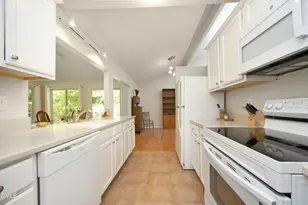 9407 Coachway, Chapel Hill, NC 27516 - Photo 8