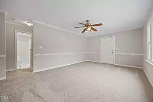 140 Rollingwood Dr, Dunn, NC 28334 - Photo 8