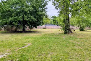 908 S Main St, Louisburg, NC 27549 - Photo 4