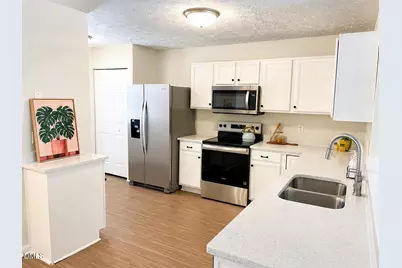426 Saint John Drive, Durham, NC 27703 - Photo 8