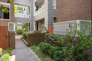 741 Bishops Park Dr, Raleigh, NC 27605 - Photo 28