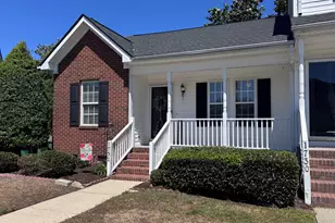 1732 Stroll Cir, Fuquay-Varina, NC 27526 - Photo 2