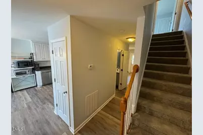 104 Piccadilly Court, Clayton, NC 27520 - Photo 2