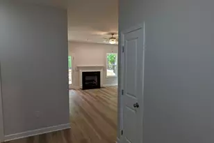 67 Oak Blf Ct, Fuquay Varina, NC 27526 - Photo 4