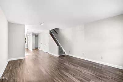 2500 Avent Ferry Road #201, Raleigh, NC 27606 - Photo 8