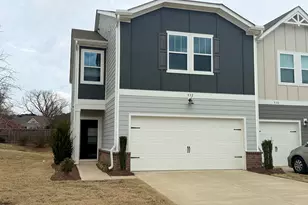 932 Clearhaven Ln, Fuquay Varina, NC 27526 - Photo 2