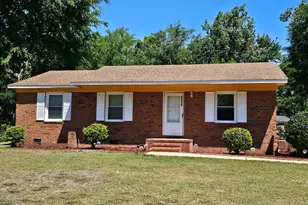 4918 Ellsworth Dr, Fayetteville, NC 28304 - Photo 2