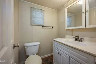 807 Richardson Ave, Fayetteville, NC 28314 - Photo 14