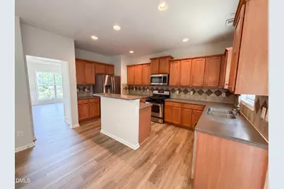 86 Hamilton Hedge Place, Cary, NC 27519 - Photo 2