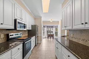 109 Deer Ridge Dr, Selma, NC 27576 - Photo 8