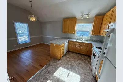 405 Avent Circle, Holly Springs, NC 27540 - Photo 10