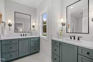 811 Maple Berry Ln, Raleigh, NC 27607 - Photo 20