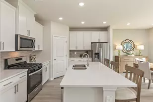 34 Thistle Patch Pl, Angier, NC 27501 - Photo 2