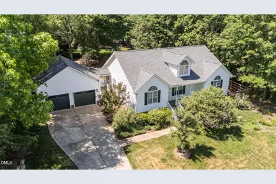 6820 Oviedo Drive, Raleigh, NC 27603 - Photo 2