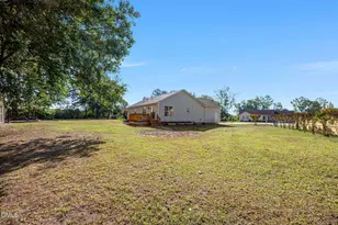 47 Ascott Cir, Smithfield, NC 27577 - Photo 2
