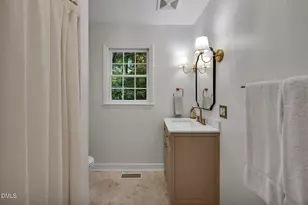 301 Woodhaven Rd, Chapel Hill, NC 27514 - Photo 26