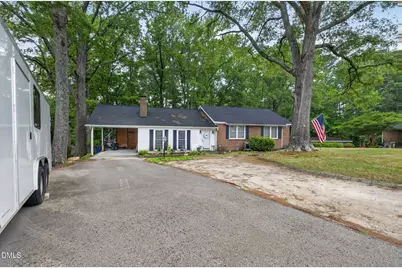 118 Castle Circle, Smithfield, NC 27577 - Photo 4