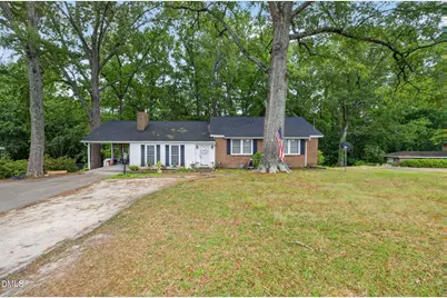 118 Castle Circle, Smithfield, NC 27577 - Photo 2
