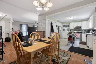 118 Castle Cir, Smithfield, NC 27577 - Photo 18