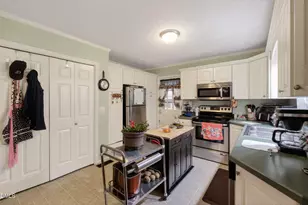 118 Castle Cir, Smithfield, NC 27577 - Photo 20