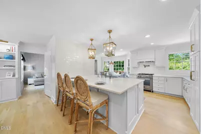5400 Sweetbriar Drive, Raleigh, NC 27609 - Photo 4