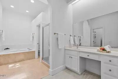 81002 Alexander, Chapel Hill, NC 27517 - Photo 36