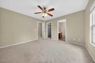 412 Longchamp Ln, Cary, NC 27519 - Photo 12