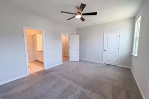 1026 Commack Dr, Durham, NC 27703 - Photo 4
