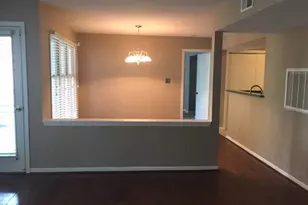 1061 Wirewood Dr, Raleigh, NC 27605 - Photo 4