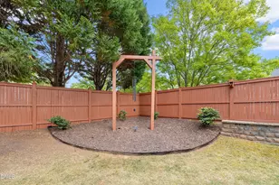 7400 Silver View Ln, Raleigh, NC 27613 - Photo 48