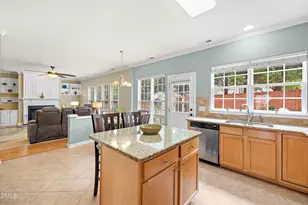 7400 Silver View Ln, Raleigh, NC 27613 - Photo 10