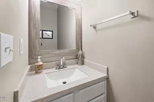 7400 Silver View Ln, Raleigh, NC 27613 - Photo 26