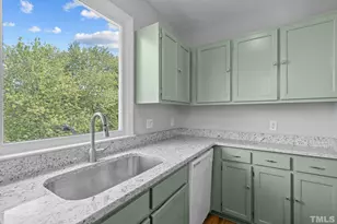 1021 Brighthurst Dr, Raleigh, NC 27605 - Photo 12