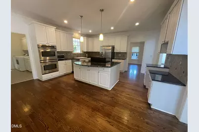 200 Circle On The Green Green, Cary, NC 27519 - Photo 6