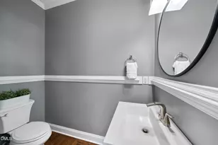 401 Vatersay Dr, Apex, NC 27502 - Photo 6