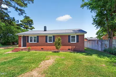 407 E Pearsall Street, Dunn, NC 28334 - Photo 4