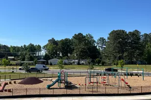 1804 Lumineer Ln, Wendell, NC 27591 - Photo 2