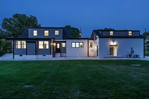 316 Barbour St, Clayton, NC 27520 - Photo 10