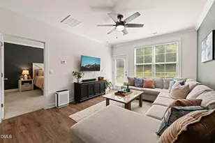 2103 Cherry Top Dr, Fuquay-Varina, NC 27526 - Photo 2
