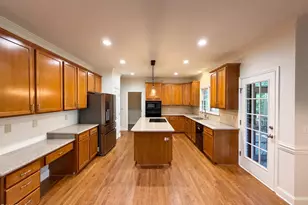2005 Katesbridge Ln, Raleigh, NC 27614 - Photo 4
