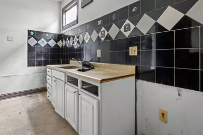 615 New Bern Avenue, Raleigh, NC 27601 - Photo 16