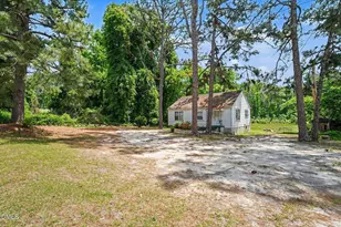 399 Army Rd, Raeford, NC 28376 - Photo 8