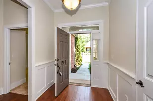 242 Hales Wood Rd, Chapel Hill, NC 27517 - Photo 4