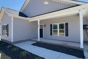 108 Lynn Ln, Selma, NC 27576 - Photo 2