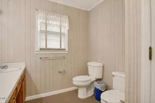 558 Rowland St, Henderson, NC 27536 - Photo 24