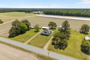 754 5 Points Rd, Benson, NC 27504 - Photo 6